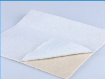 點擊查看詳細信息<br>標題：復(fù)合土工膜 閱讀次數(shù)：4365